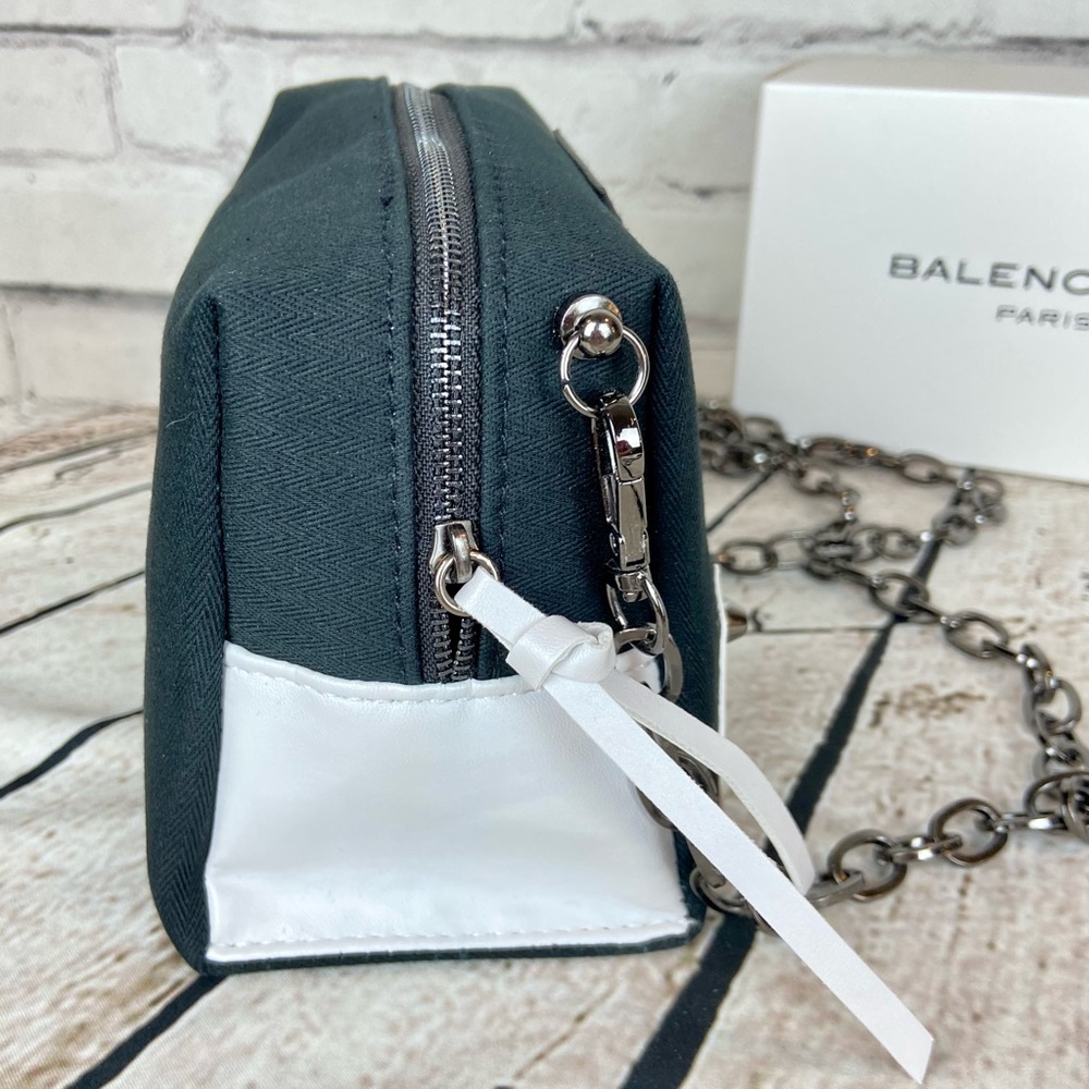 Balenciaga beauty parfum pouch crossbody bag - Picture 4 of 13